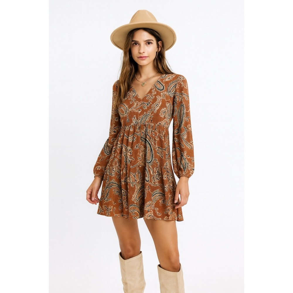 Paisley Grace Rust Paisley Tiered V Neck Dress Size M